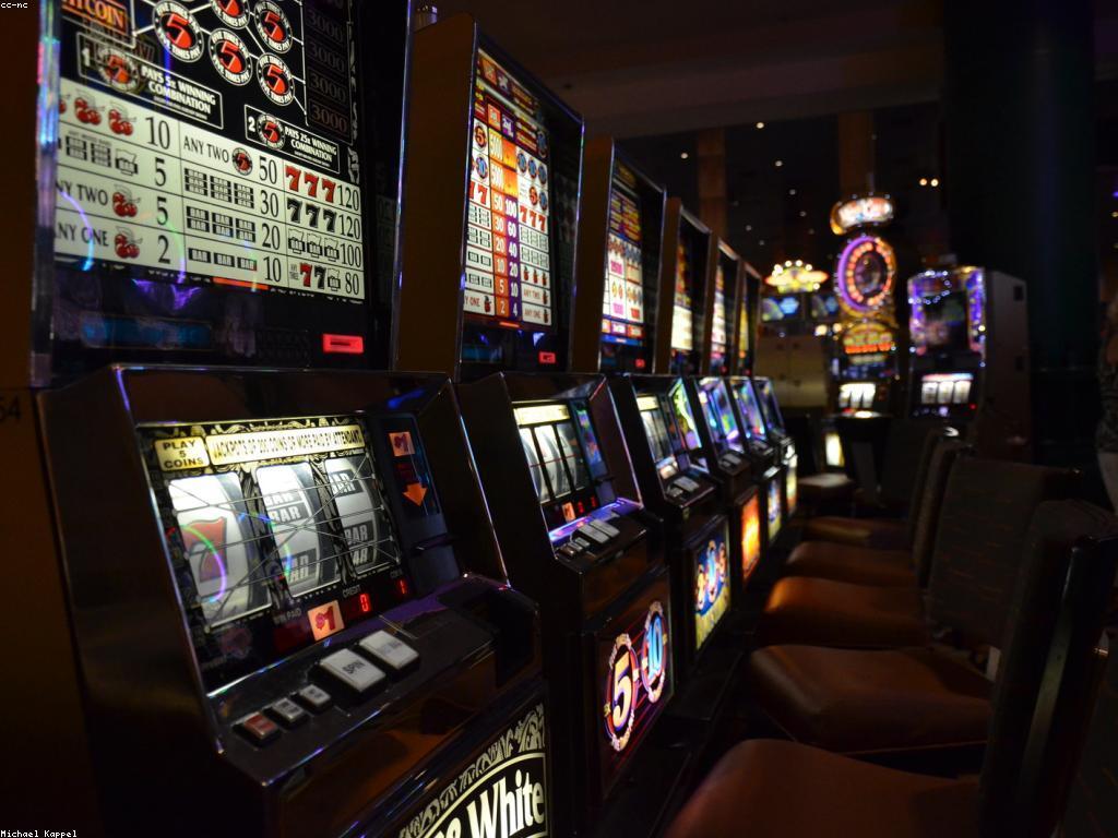 យុទ្ធសាស្ត្រ​ស្លុត​នៅ​កាស៊ីណូ